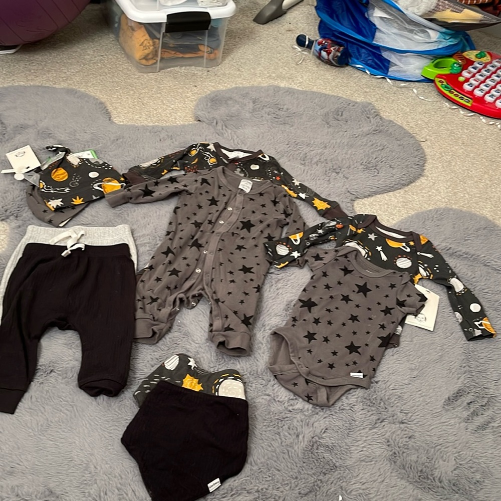10 Pc Modern Moments by Gerber Baby Boy Gift Set - 3-6Months